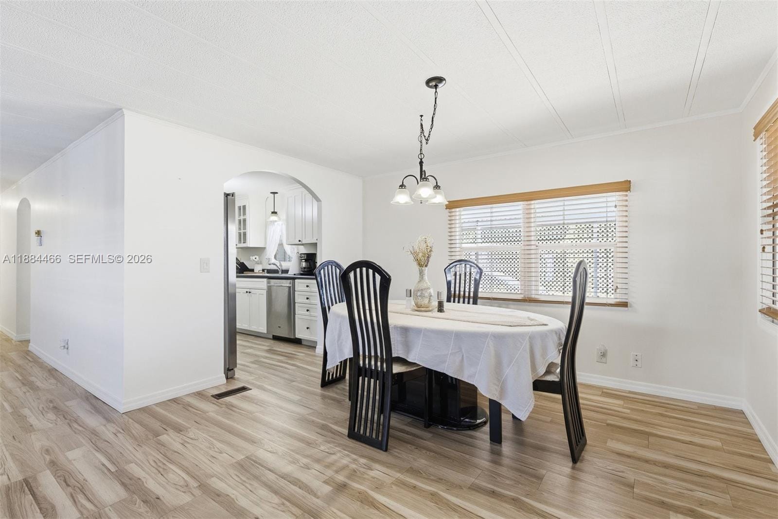 5720 Lakeshore Drive — photo 5