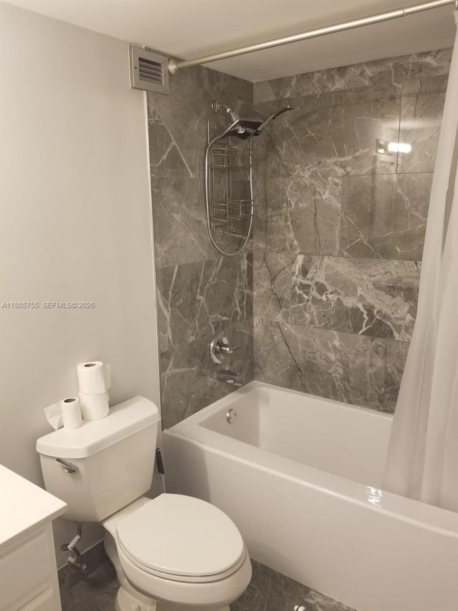 501 E Three Islands Boulevard 417 — photo 2