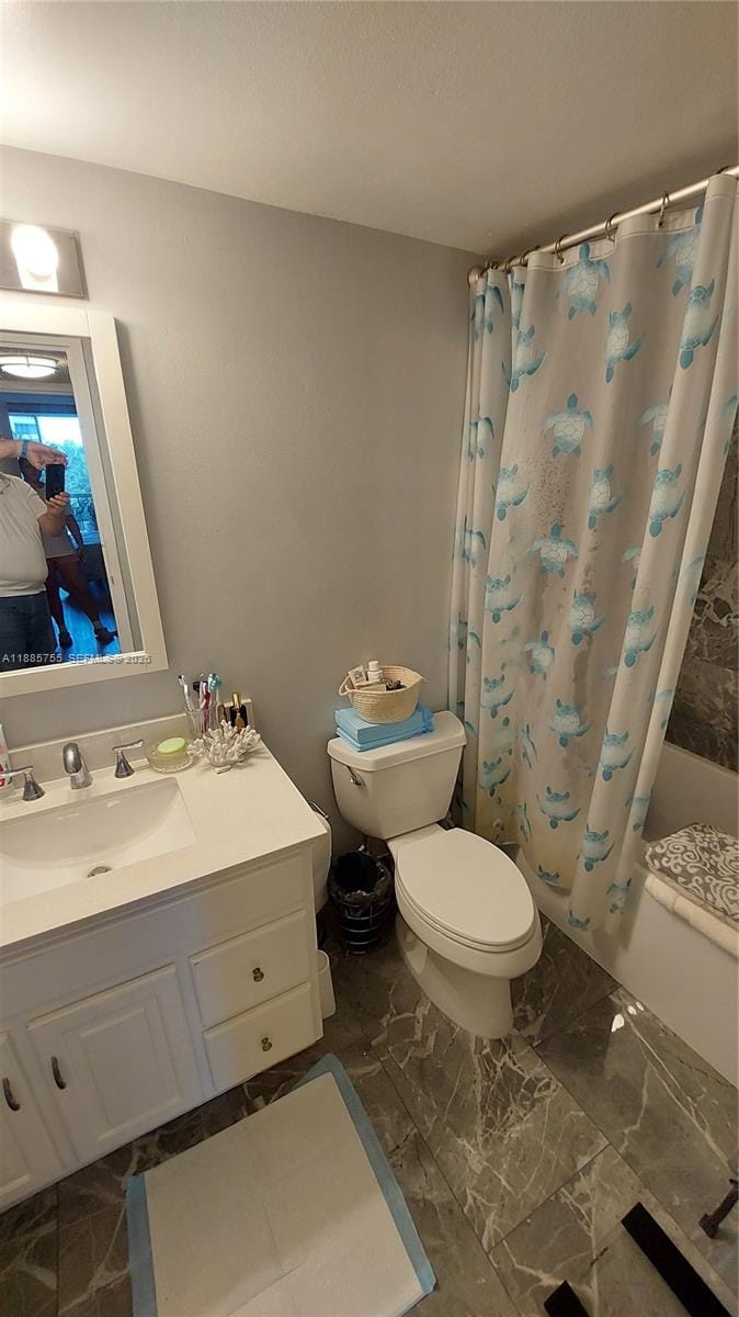 501 E Three Islands Boulevard 417 — photo 3