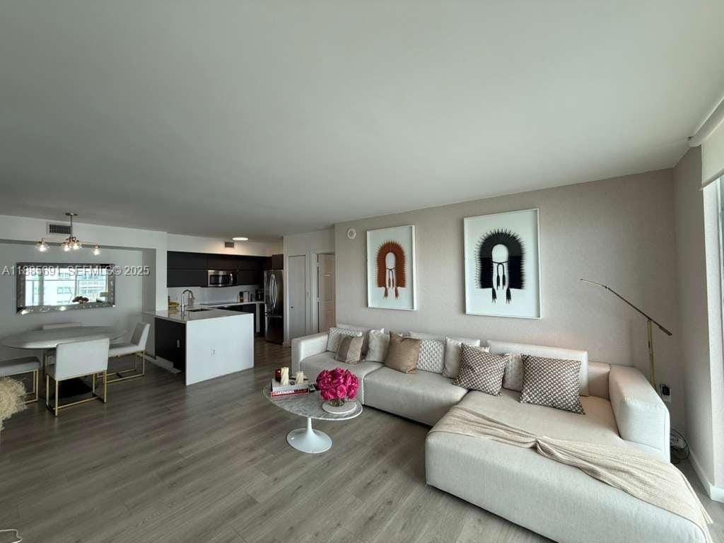 1155 Brickell Bay Drive 1408 — photo 2