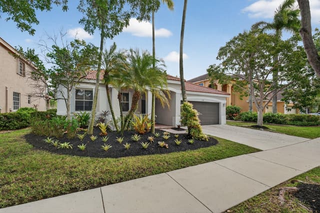 1134 Lavender Circle, sold in Savanna, Weston, FL