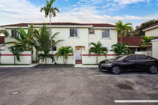 3208 San Remo Circle, sold in San Remo, Homestead, FL