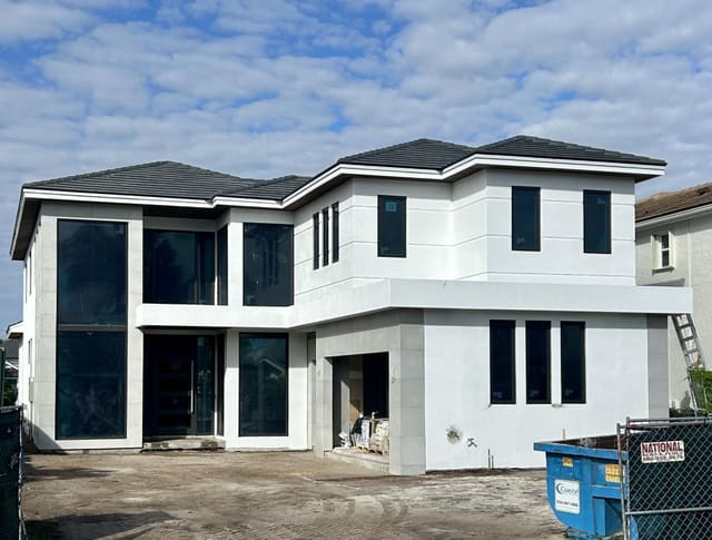 13773 Le Havre Drive, sold in Frenchmans Creek, Palm Beach Gardens, FL