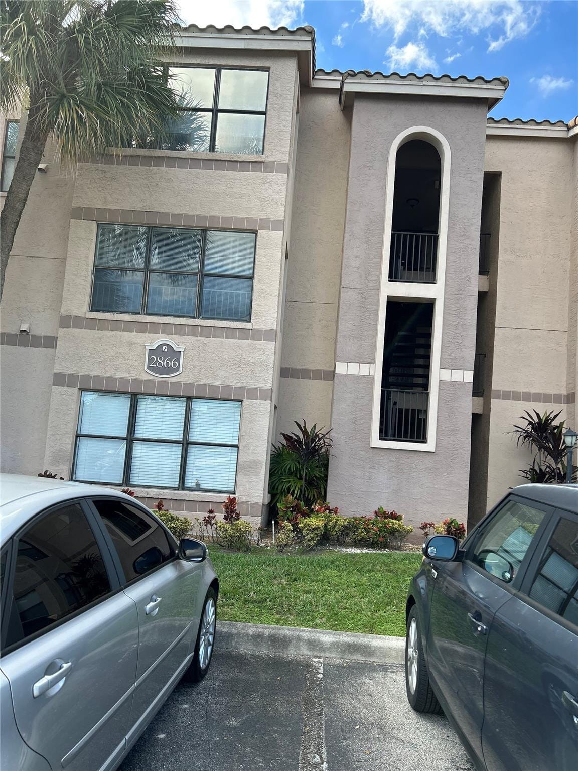 2866 S University Drive 5101 — photo 2