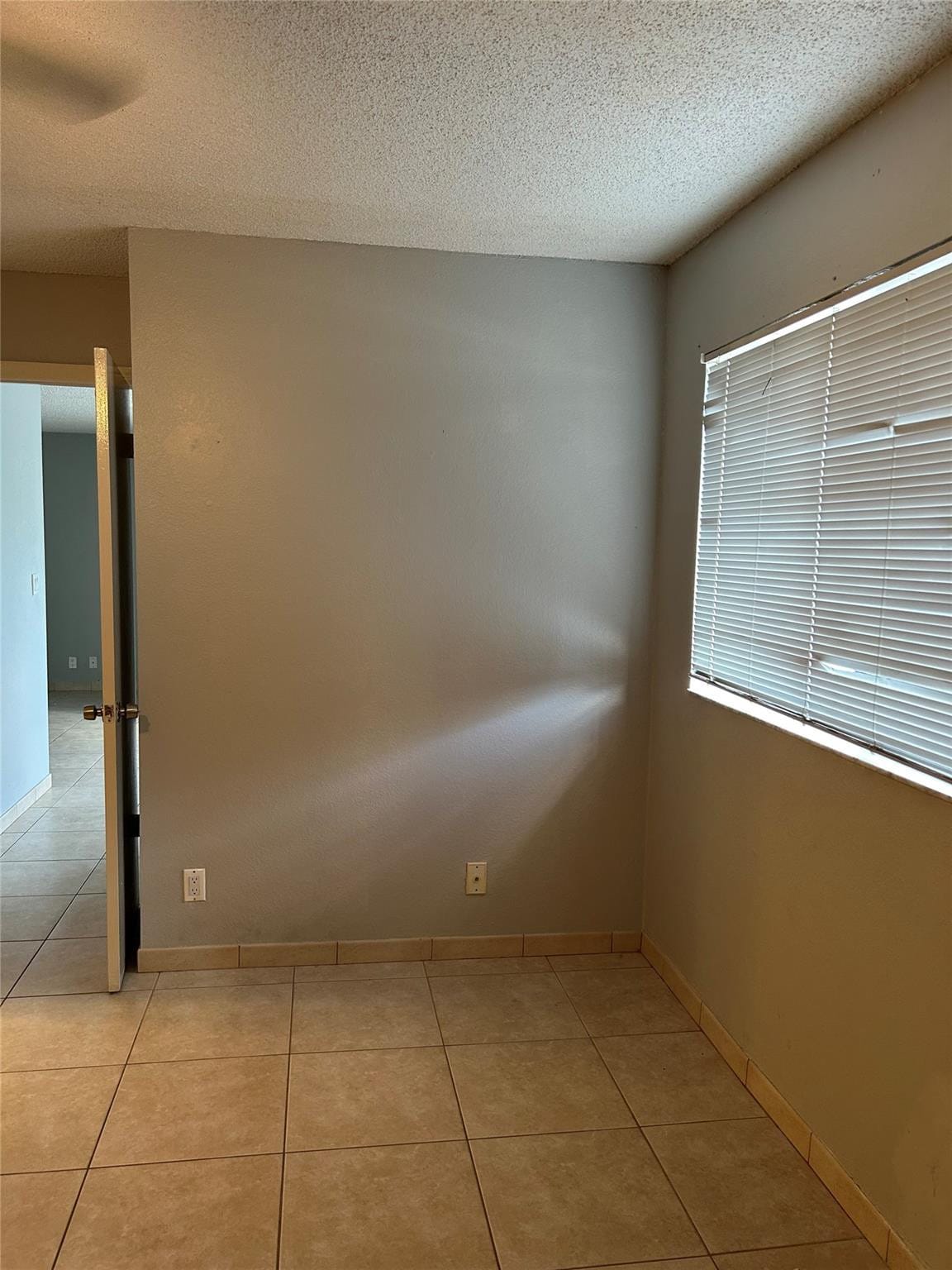 2866 S University Drive 5101 — photo 11