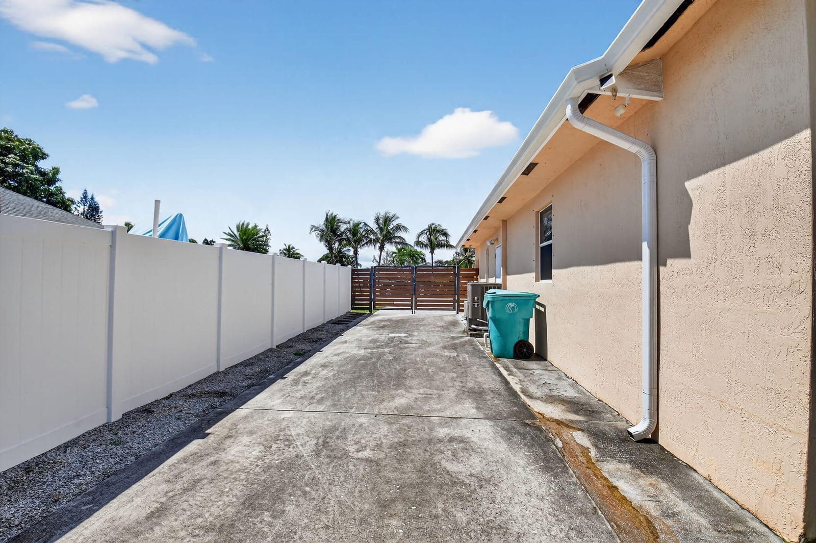 1216 NW 8th Court, Boynton Beach, FL 33426 photo 16