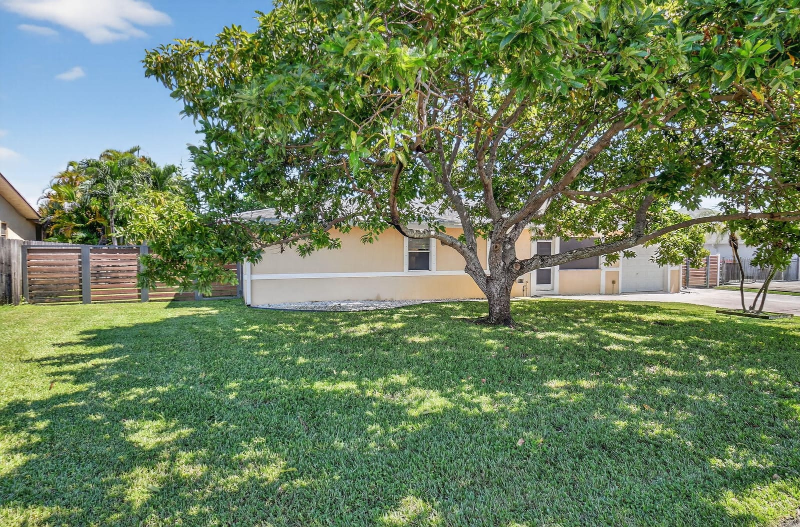 1216 NW 8th Court, Boynton Beach, FL 33426 photo 6