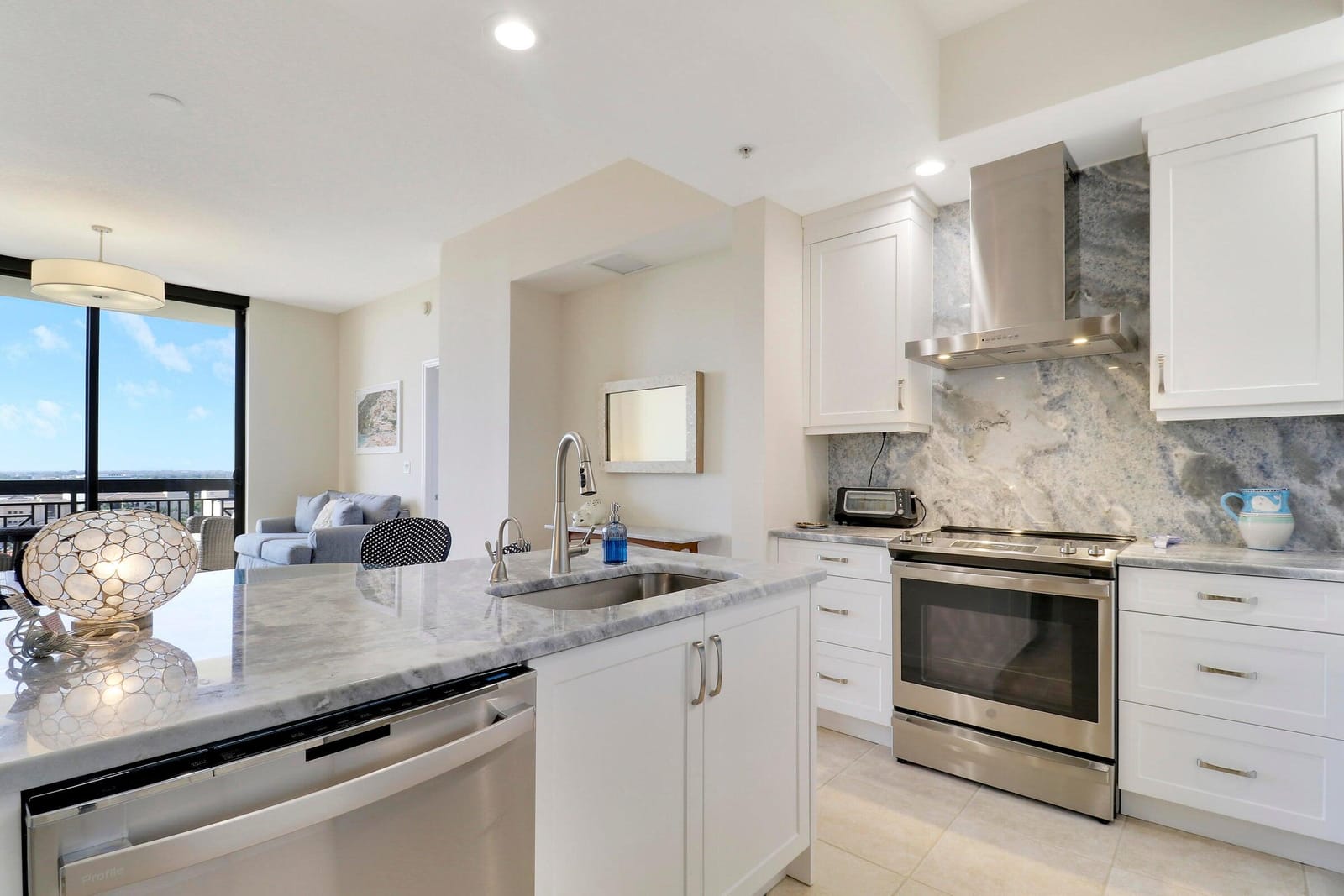801 S Olive Avenue 902, West Palm Beach, FL 33401 photo 1