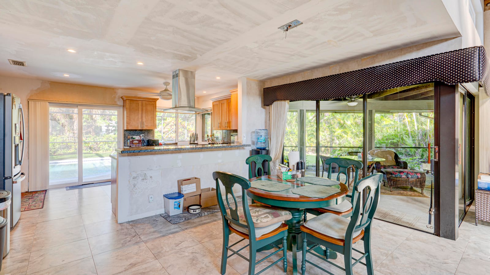 634 W Lakewoode Circle, Delray Beach, FL 33445 photo 14