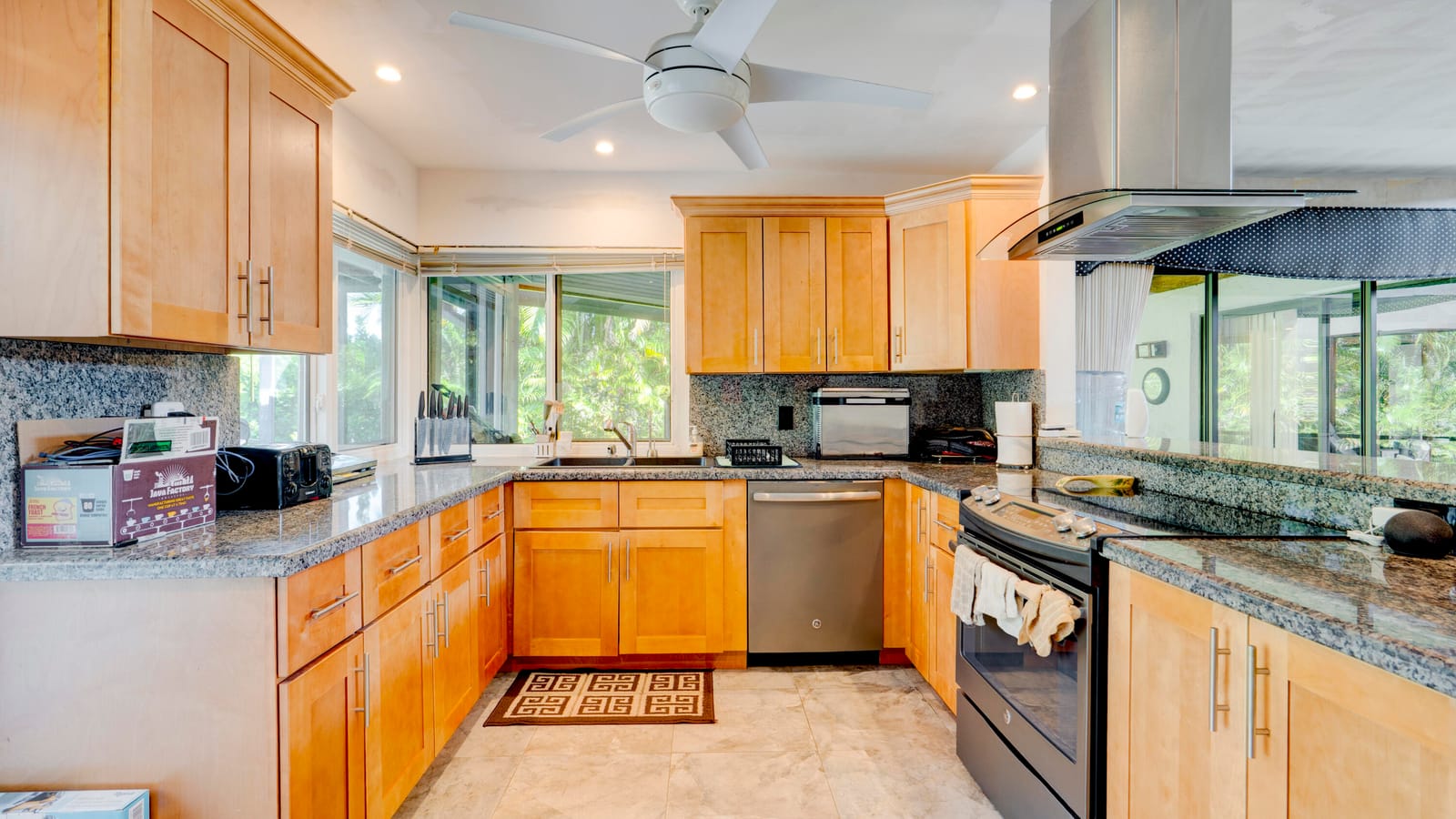 634 W Lakewoode Circle, Delray Beach, FL 33445 photo 17