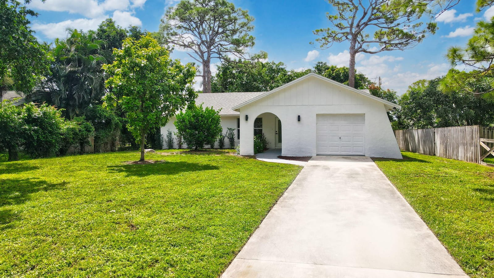 5456 Sunrise Boulevard, Delray Beach, FL 33484 photo 3