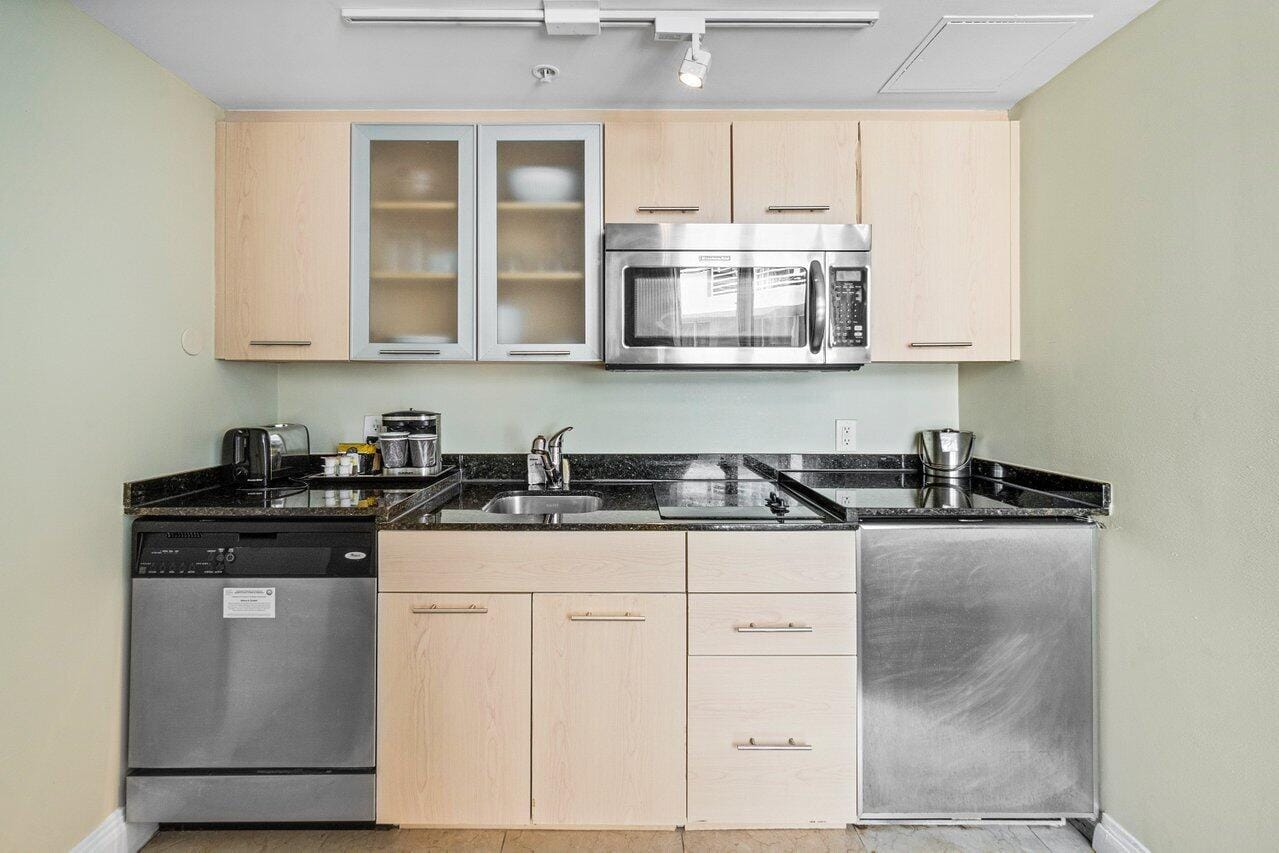 2670 E Sunrise Boulevard 1202 — photo 12