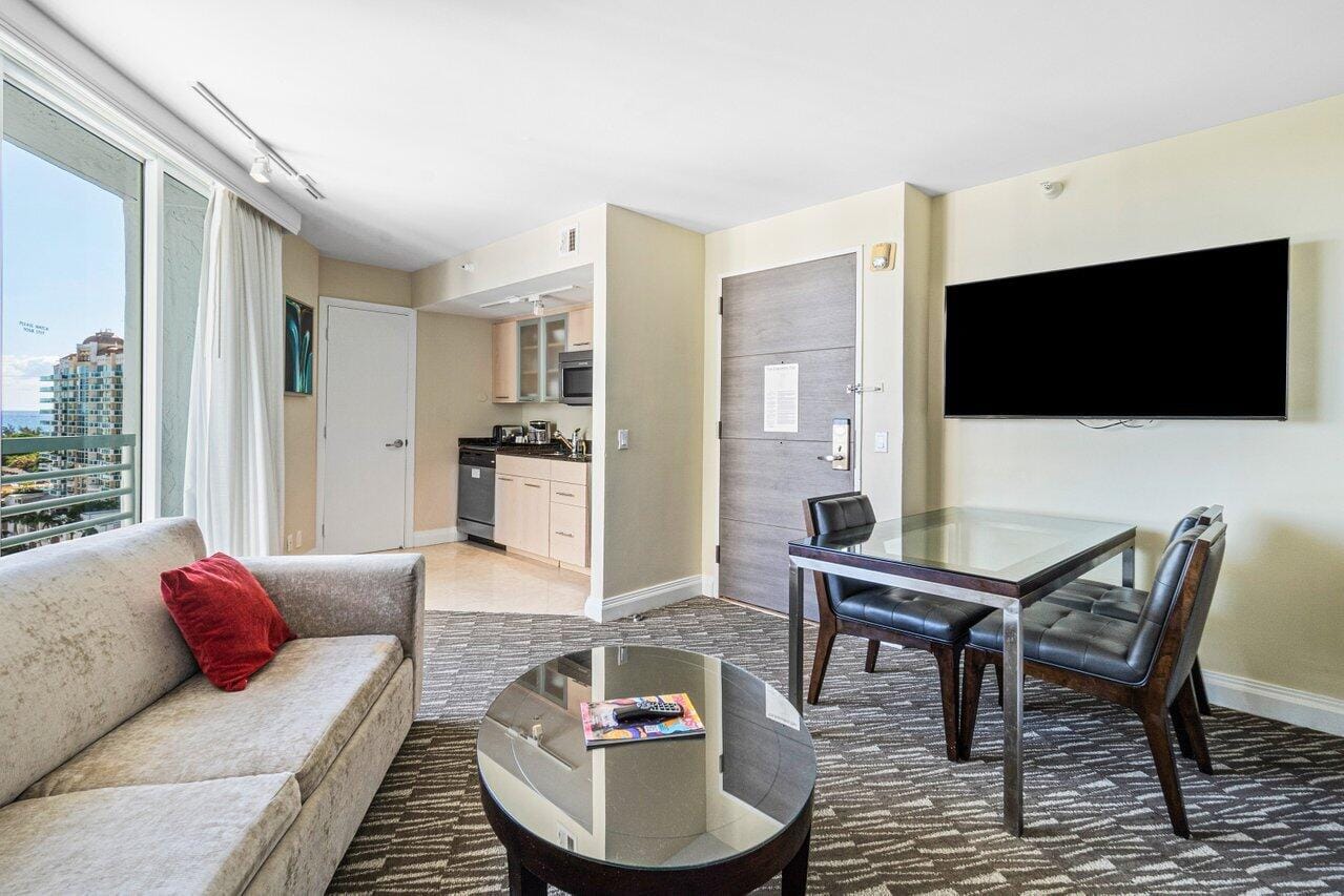 2670 E Sunrise Boulevard 1202 — photo 9