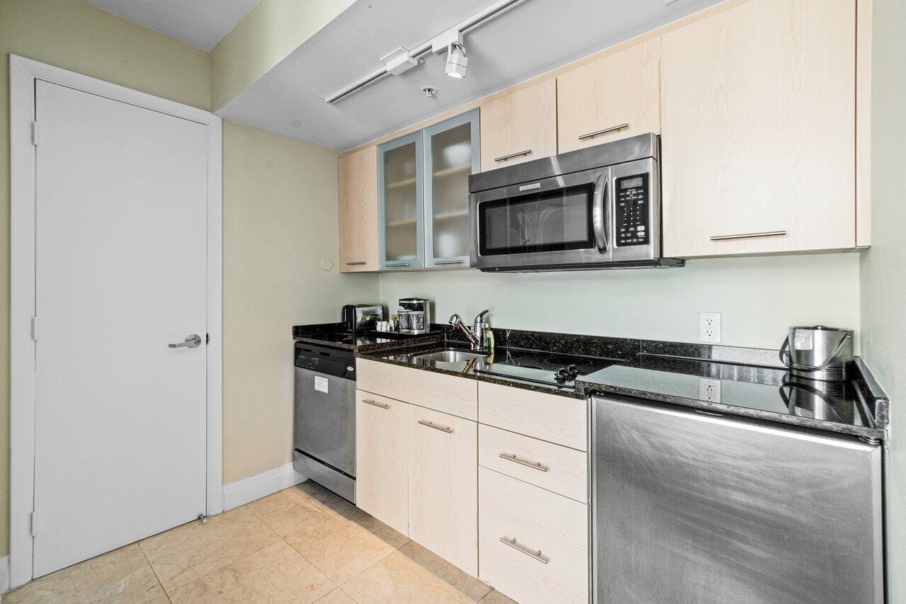 2670 E Sunrise Boulevard 1202 — photo 10