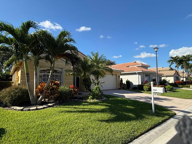 5820 Royal Club Drive, sold in Royal Lakes, Boynton Beach, FL