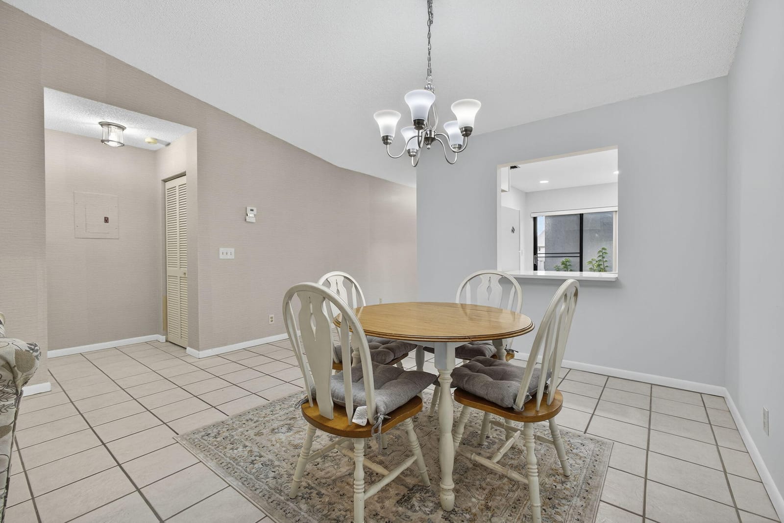 2641 Gately Drive W 2404, West Palm Beach, FL 33415 photo 25