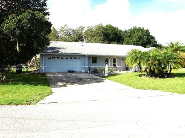 426 Foxdale Road, Lake Placid, FL 33852