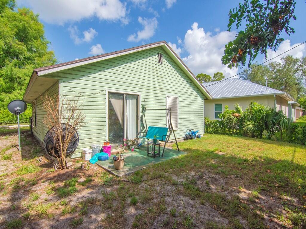 2240 86th Drive, Vero Beach, FL 32966 photo 12