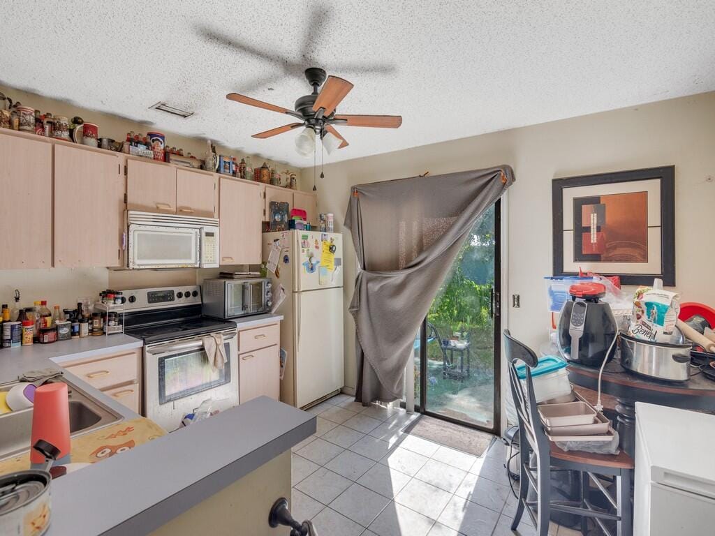 2240 86th Drive, Vero Beach, FL 32966 photo 5