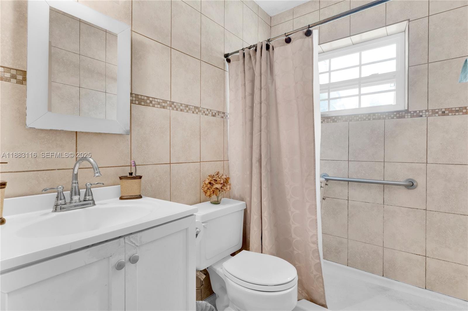 737 SW 8th Avenue, Hallandale Beach, FL 33009 photo 13