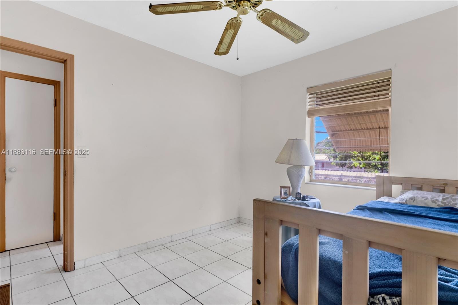 737 SW 8th Avenue, Hallandale Beach, FL 33009 photo 14