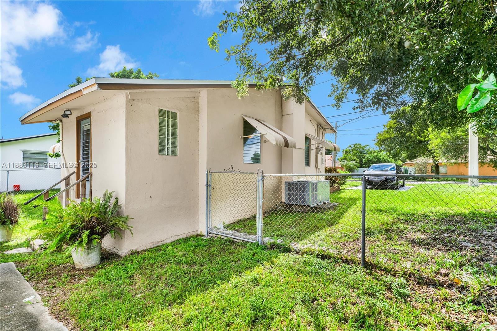 737 SW 8th Avenue, Hallandale Beach, FL 33009 photo 20