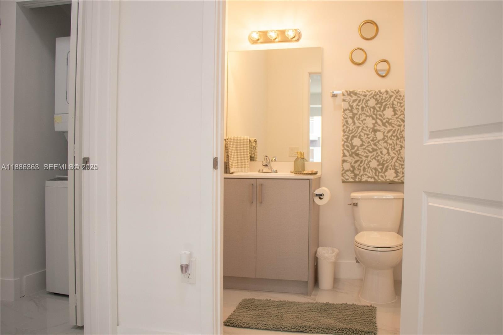 1455 W 29th Street 102, Hialeah, FL 33012 photo 8