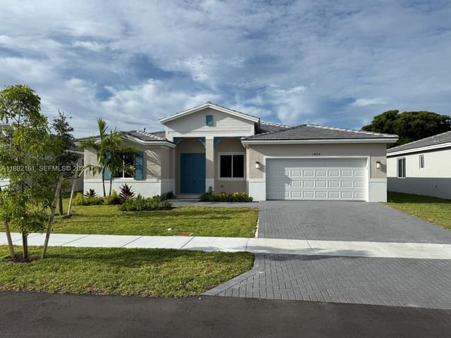1828 NE 1st Street, Homestead, FL 33033