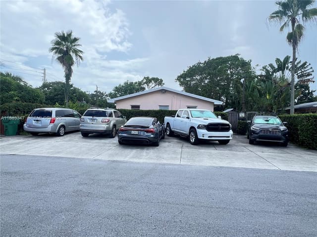 4108 SW 22nd Street, sold in Floral Heights, Fort Lauderdale, FL