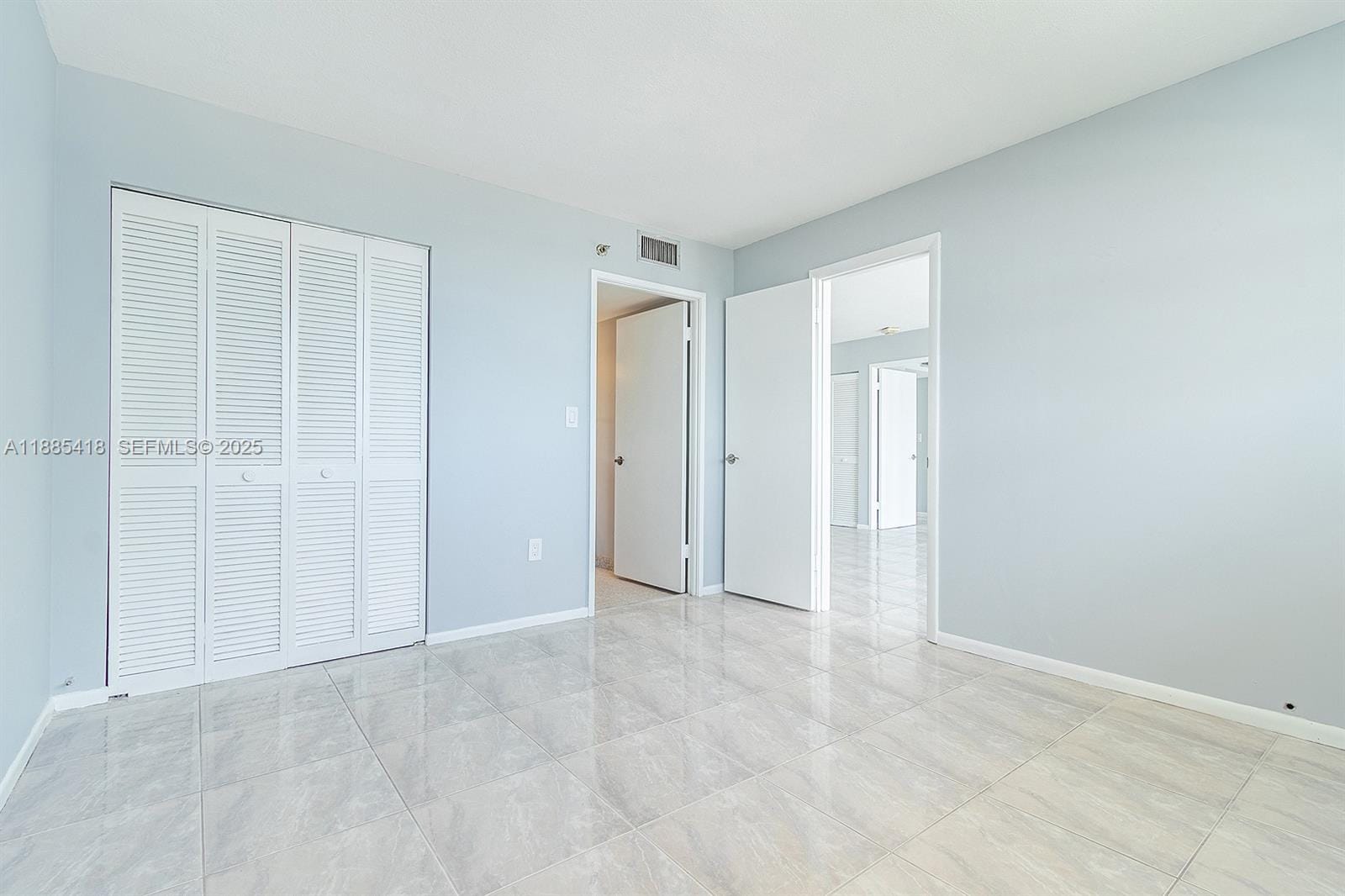 210 174th Street 2406, Sunny Isles Beach, FL 33160 photo 21
