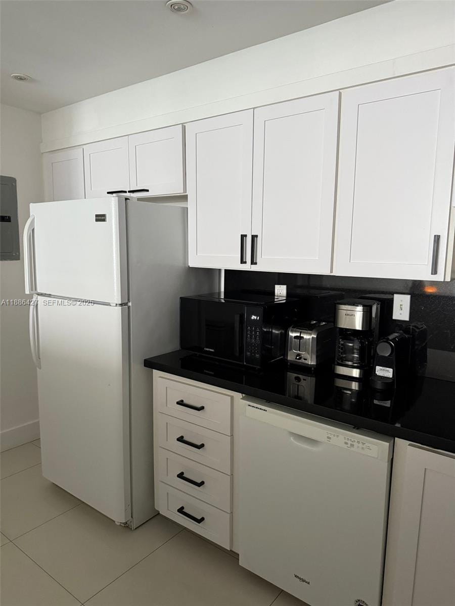 19370 Collins Avenue 904 — photo 8