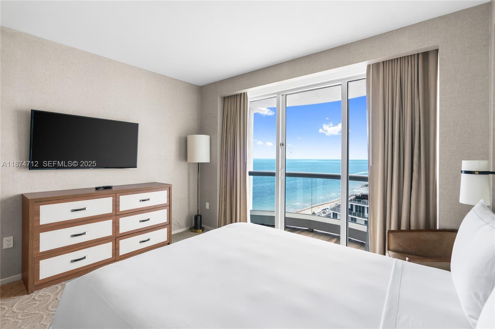 551 N Fort Lauderdale Beach Boulevard R2212, Fort Lauderdale, FL 33304 photo 16