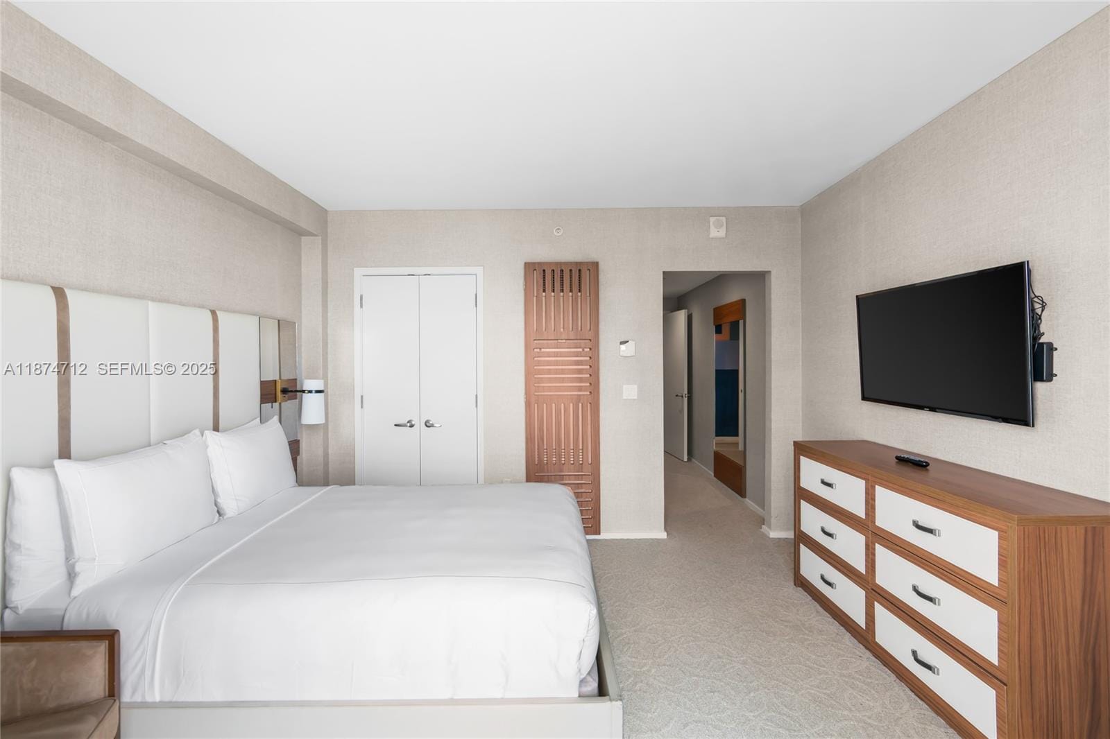 551 N Fort Lauderdale Beach Boulevard R2212, Fort Lauderdale, FL 33304 photo 19