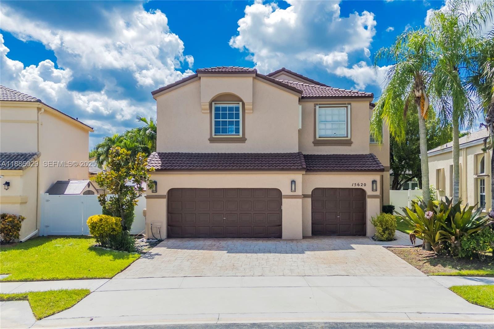 15620 NW 12th Place, Pembroke Pines, FL 33028