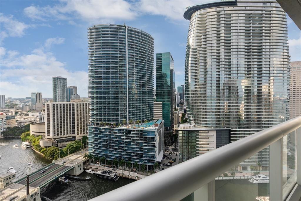 465 Brickell Avenue 2706, Miami, FL 33131 photo 17