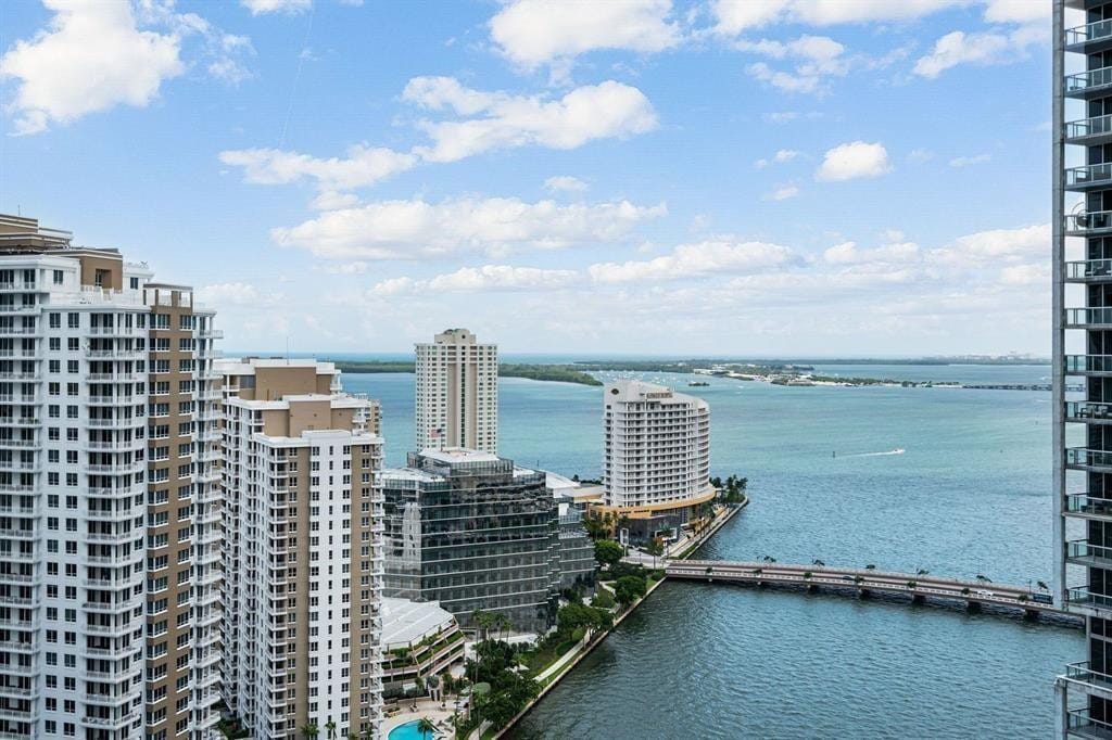 465 Brickell Avenue 2706 — photo 3