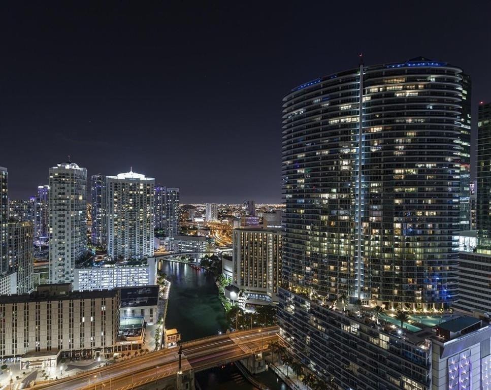 465 Brickell Avenue 2706 — photo 5