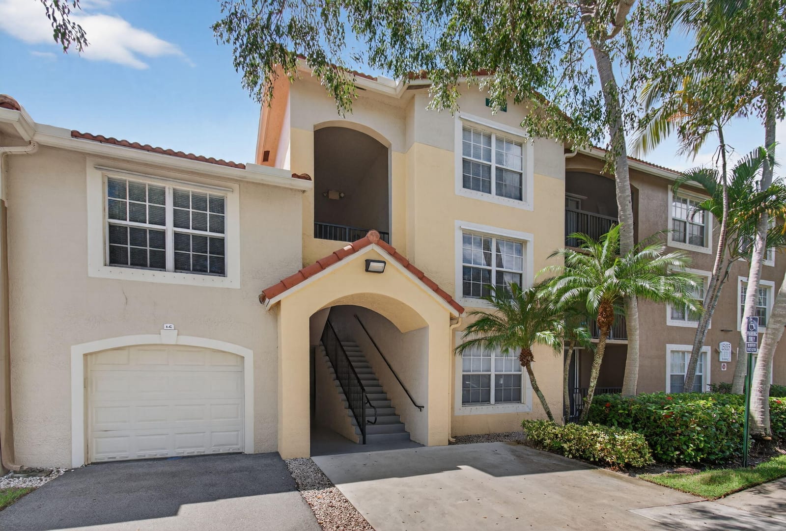 15185 Michelangelo Boulevard 202 — photo 4