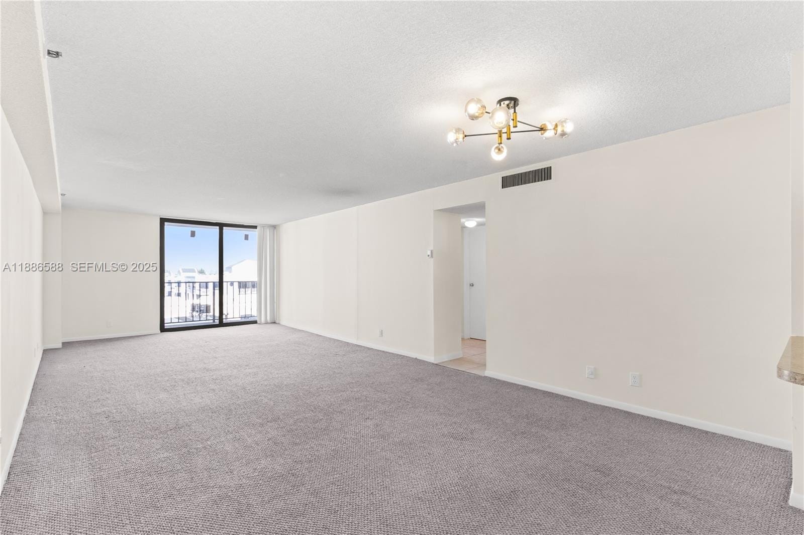 2625 Collins Avenue 608 — photo 6