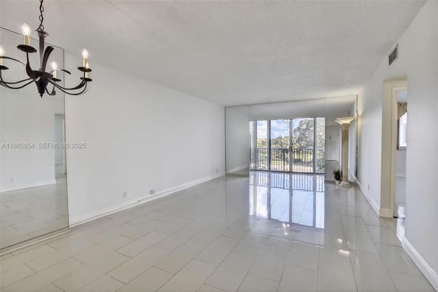 4200 Hillcrest Drive 308, sold in Hillcrest East No 24 Cond, Hollywood, FL
