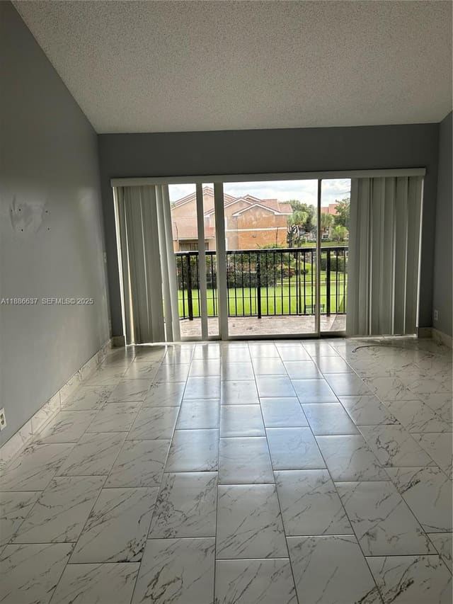 8801 Wiles Road 306, Coral Springs, FL 33067