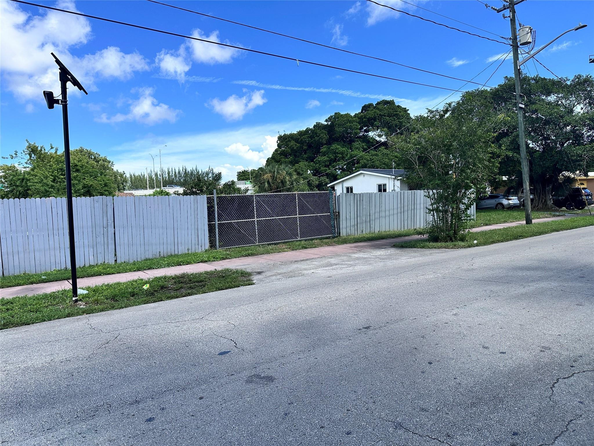 Near 616 NW 22nd Road, Fort Lauderdale, FL 33311, Fort Lauderdale