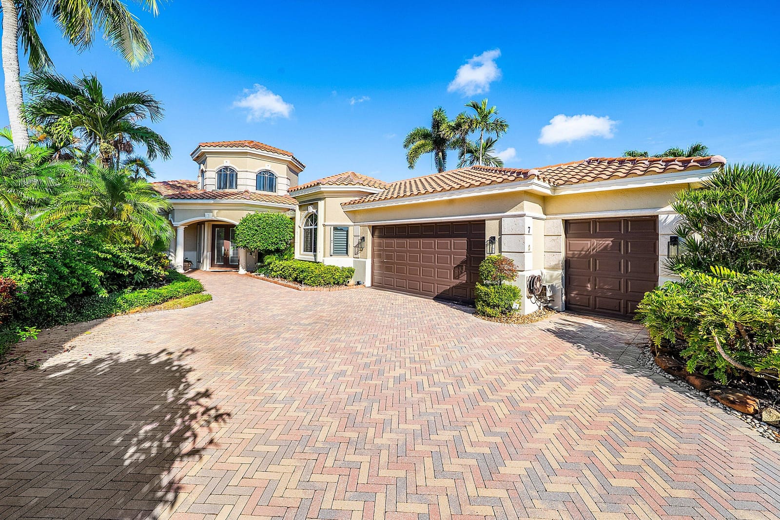 7 Island Drive, Boynton Beach, FL 33436 photo 3