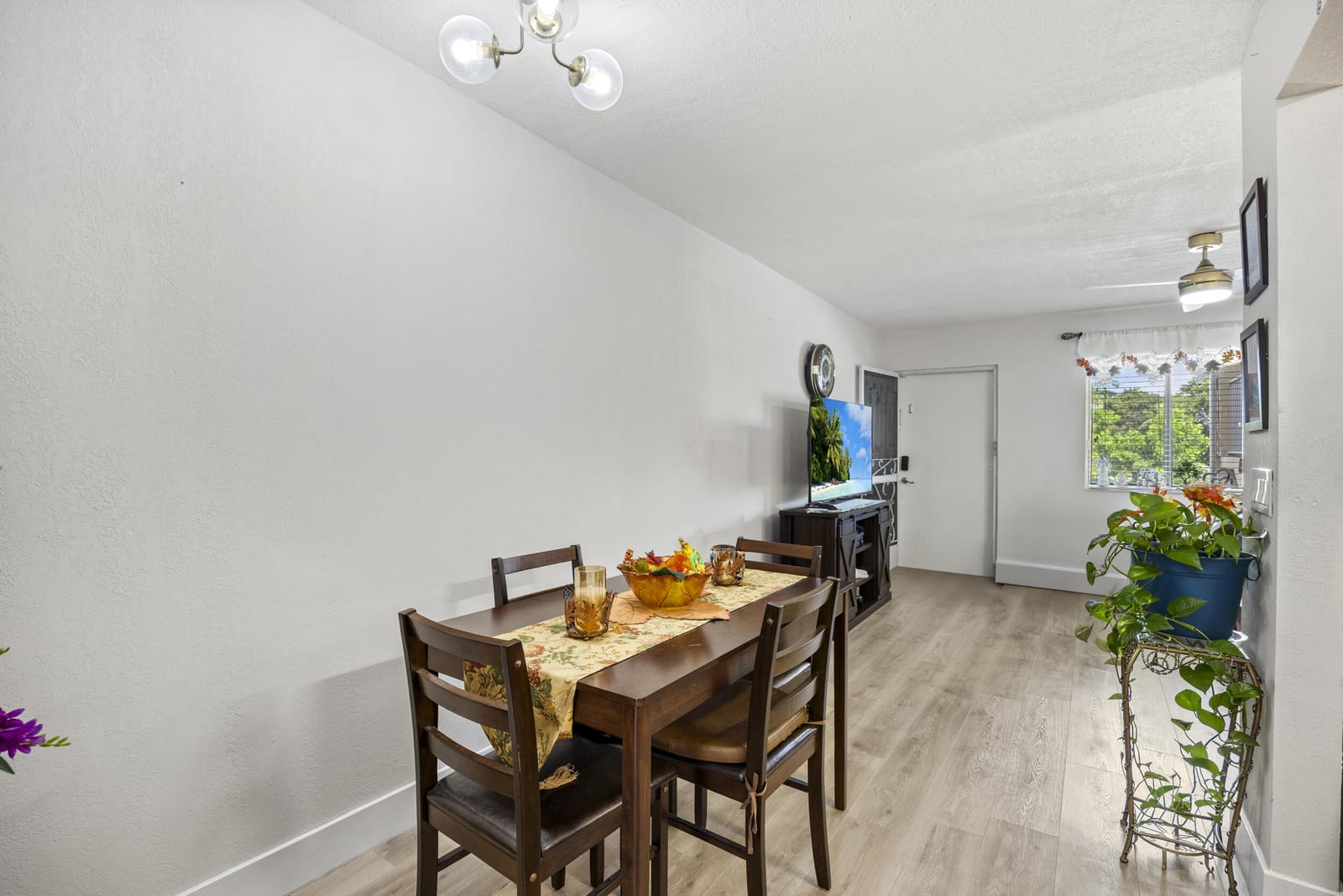 200 Village Green Circle E 202 — photo 9