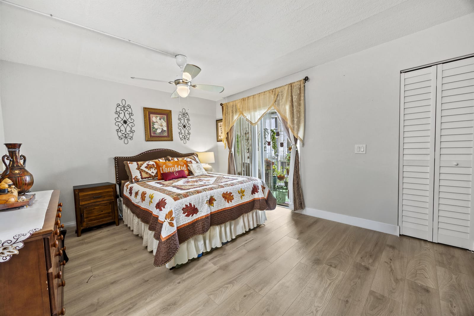 200 Village Green Circle E 202 — photo 10