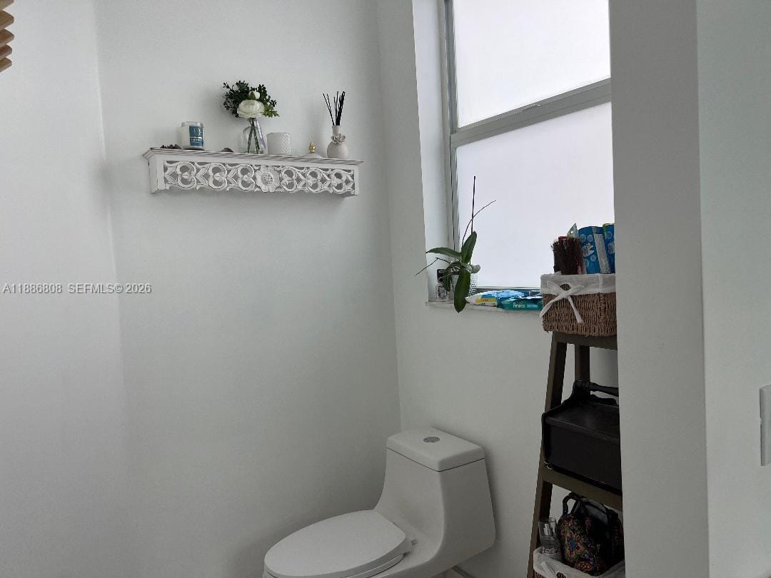 18247 NW 88th Place, Hialeah, FL 33018 photo 26
