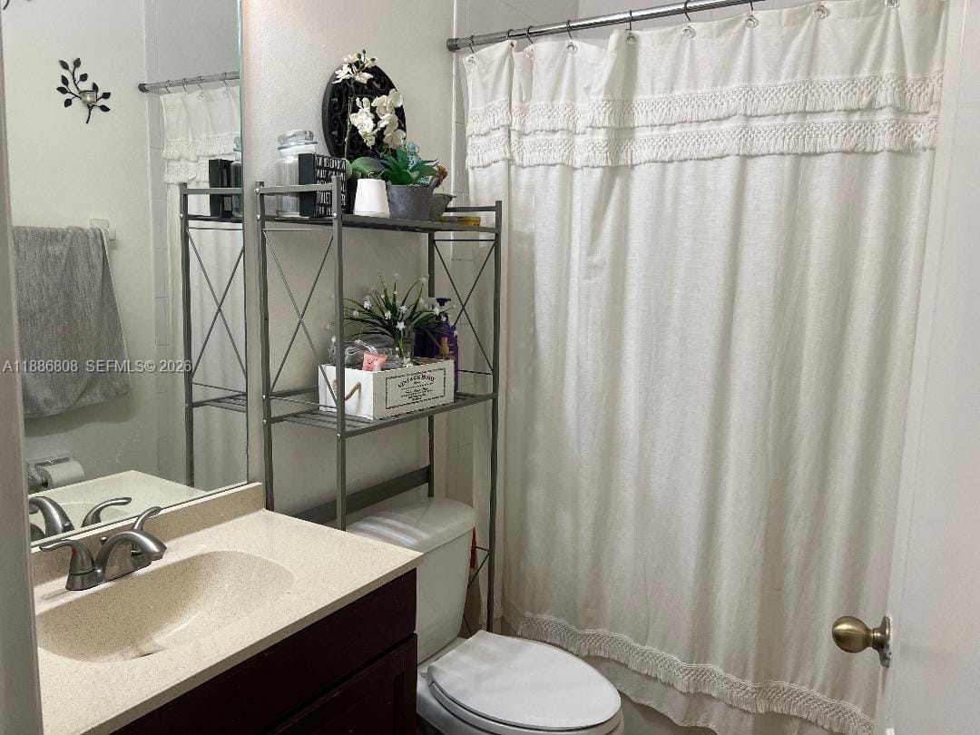 18247 NW 88th Place, Hialeah, FL 33018 photo 30