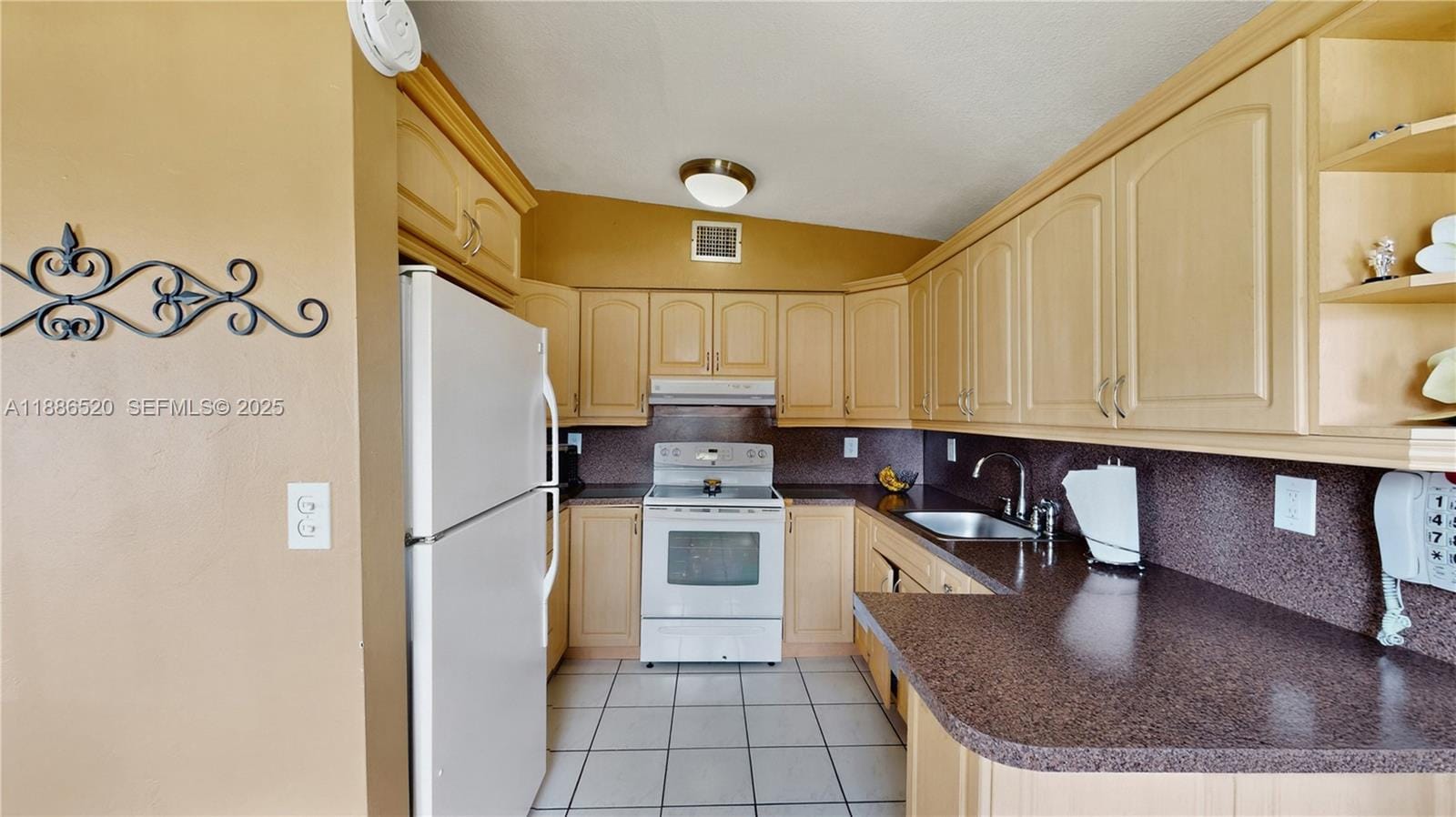 9035 SW 27th Street, Miami, FL 33165 photo 7