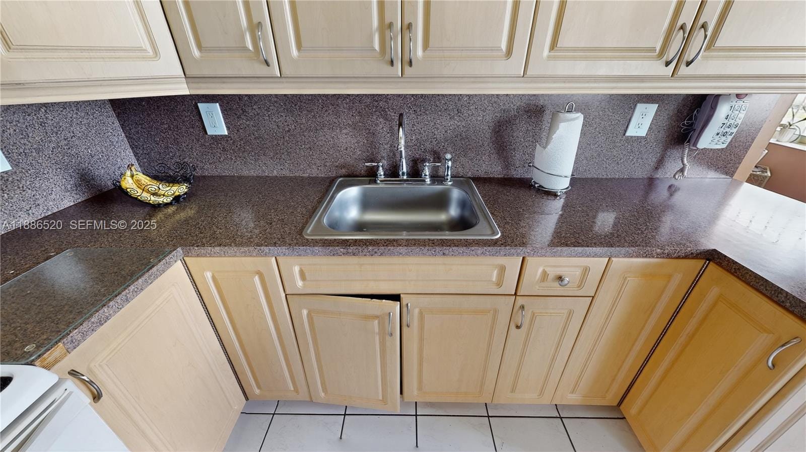 9035 SW 27th Street, Miami, FL 33165 photo 8