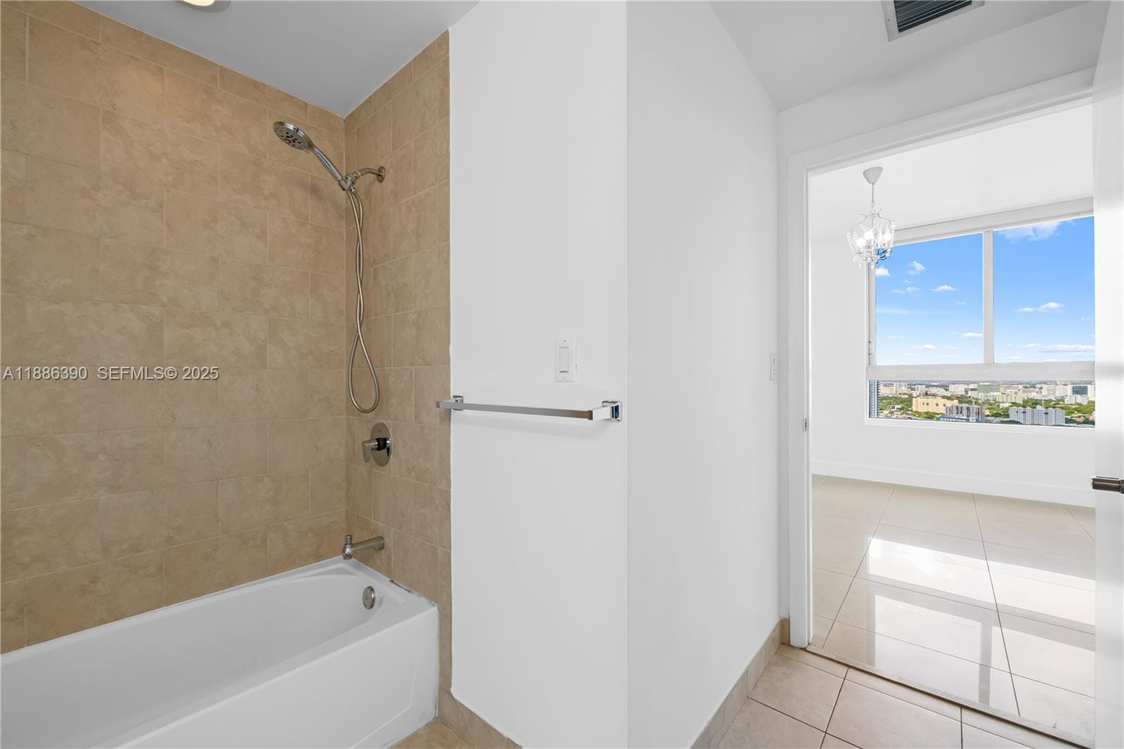 90 SW 3rd Street 3305, Miami, FL 33130 photo 16
